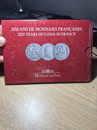 163 coffret 2000 - ~,